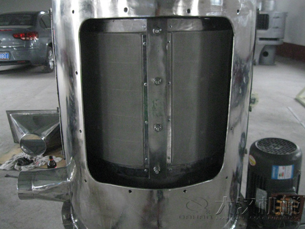 氣流篩采用的是垂直篩網，